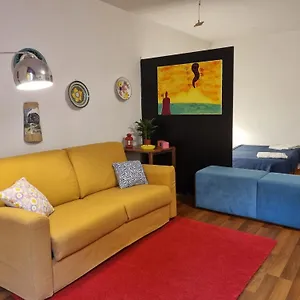 Casa Di Domi Artista Appartamento