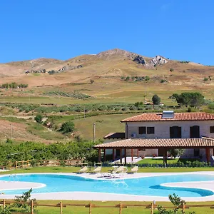 https://tenuta-lanza-il-mulino.sicilyhotelsitaly.net
